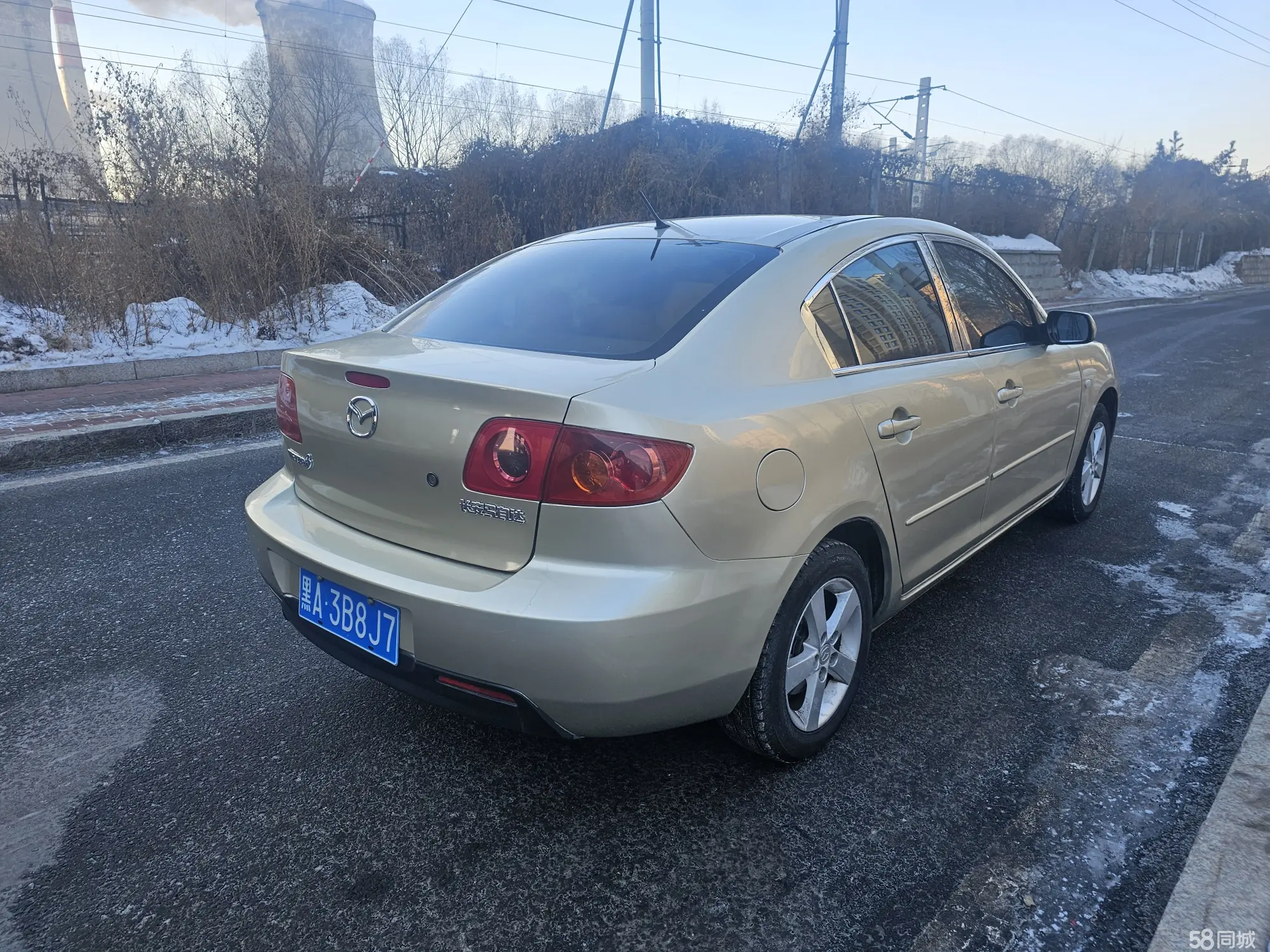Mazda 3 2008 image de voiture #4