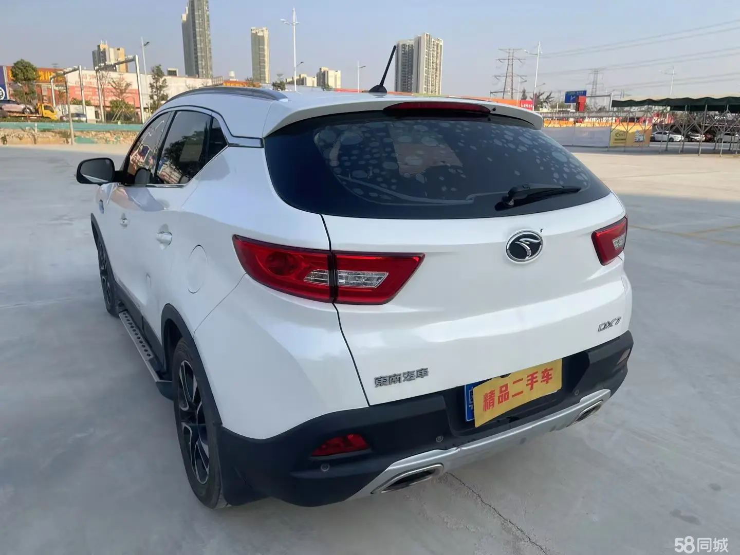 Soueast DX7 2017 car image #4