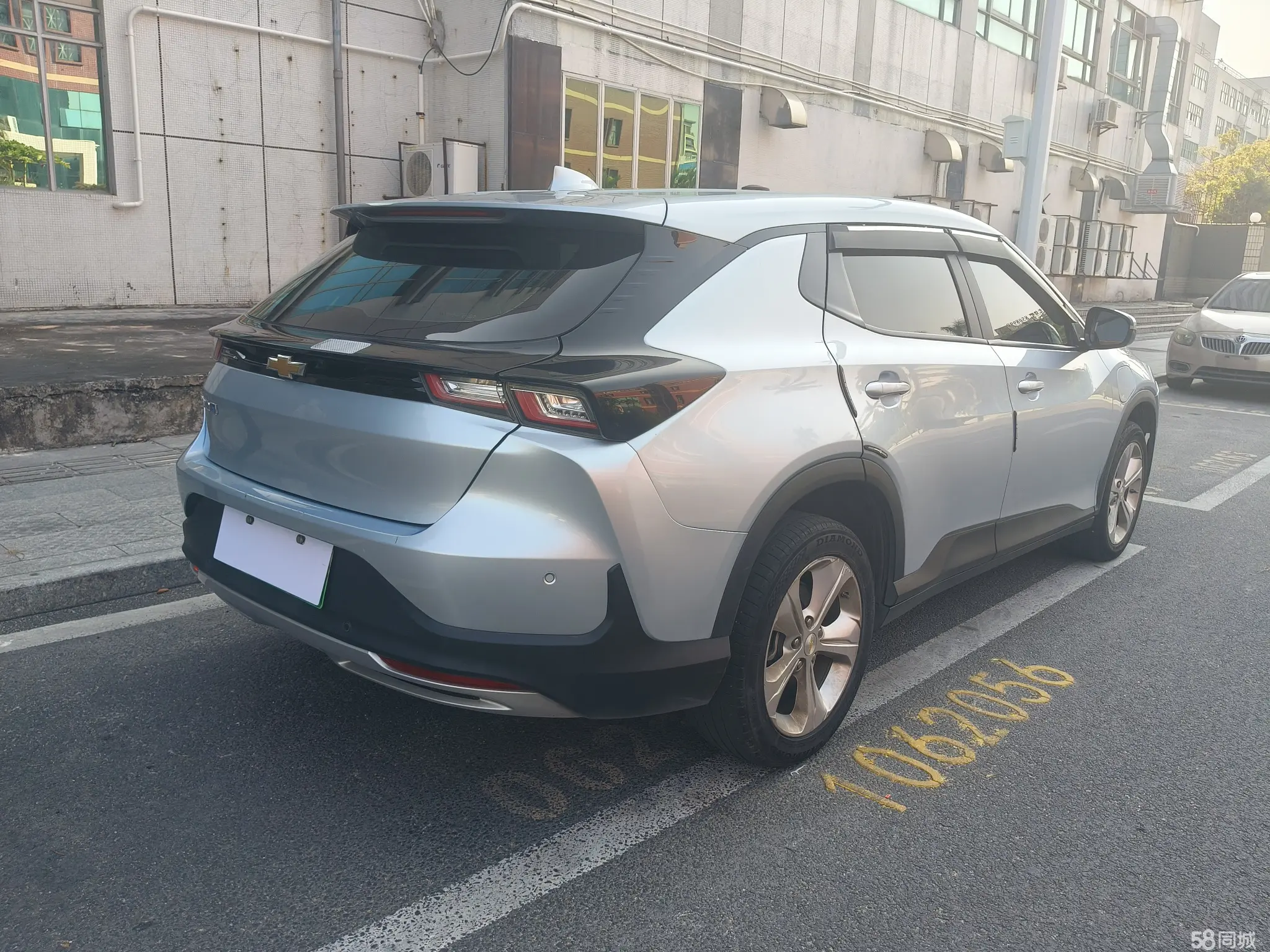 Chevrolet Charm 2023 car image #4