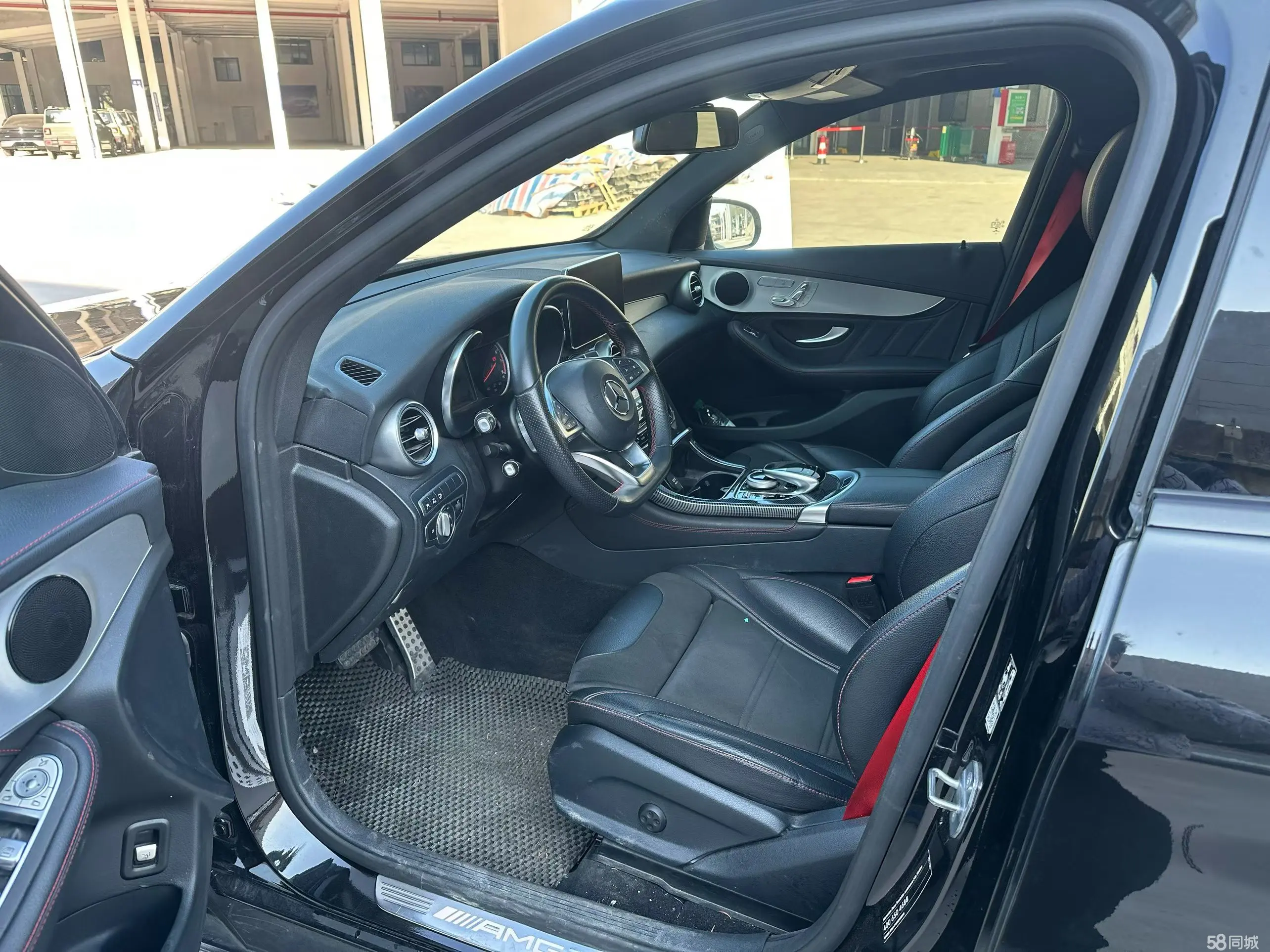 Mercedes-Benz GLC AMG 2019 immagine di auto #4