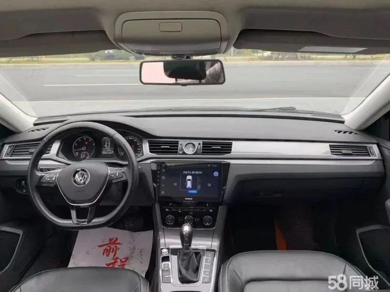 Volkswagen Passat 2017 car image #4