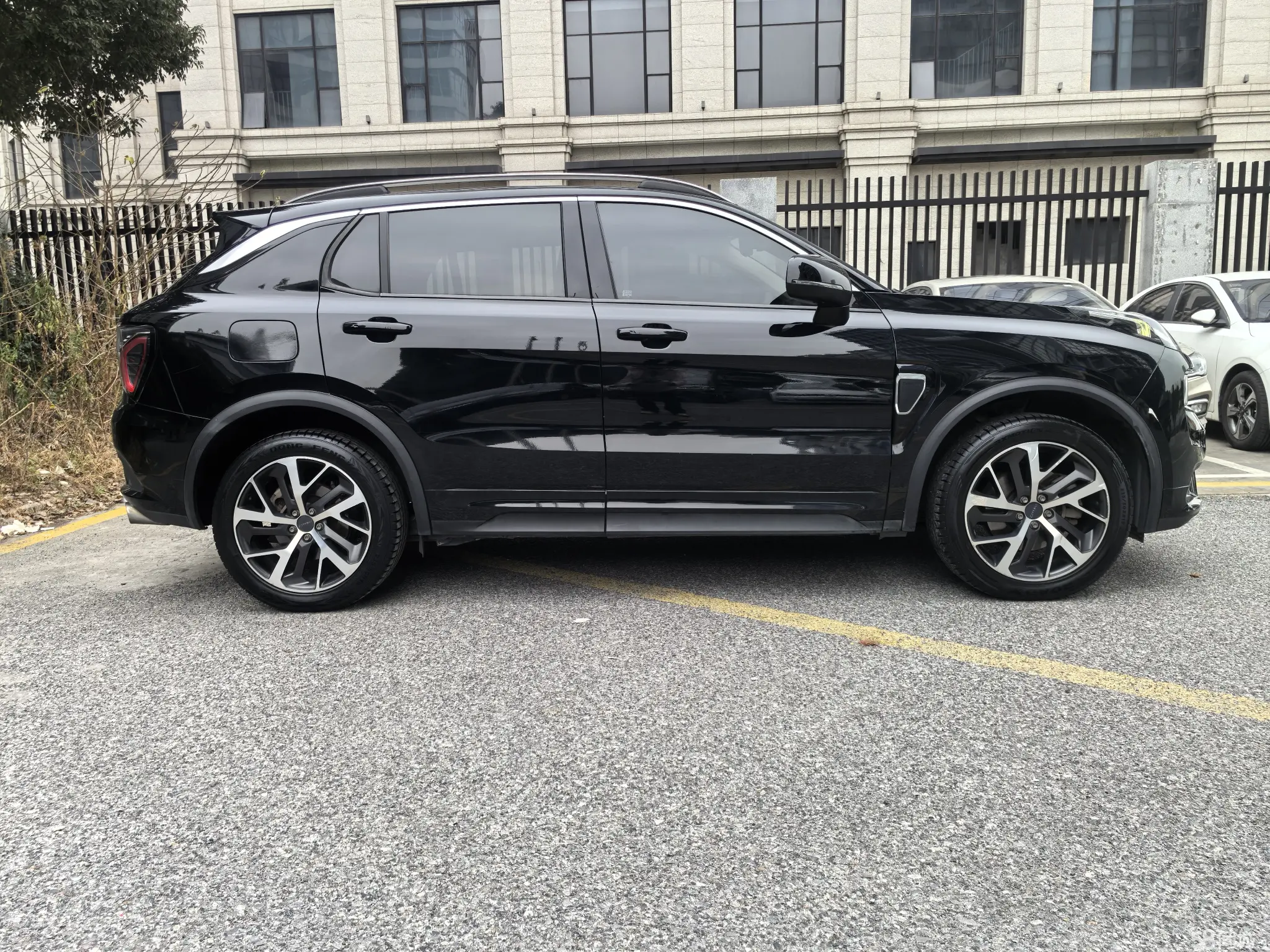 Lynk & Co 01 EM-P 2018 #4 Lynk & Co 01 EM-P 2018 car image #4