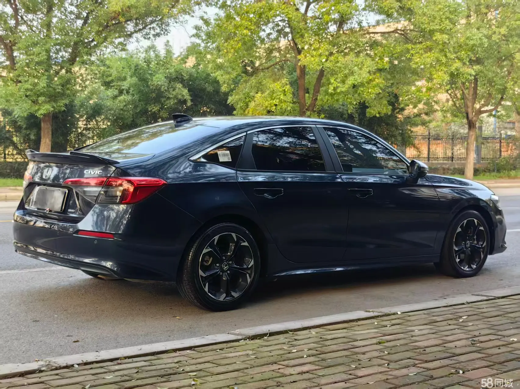 Honda Civic 2023 car image #4