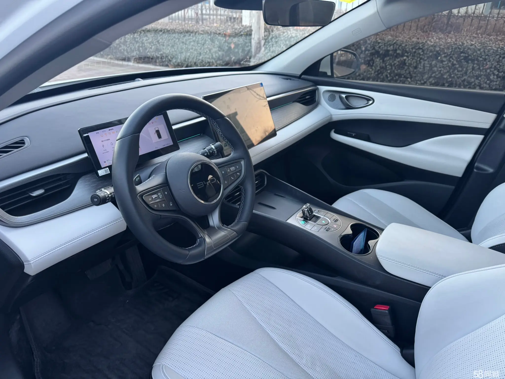 BYD Seal 05 DM-i 2025 car image #4