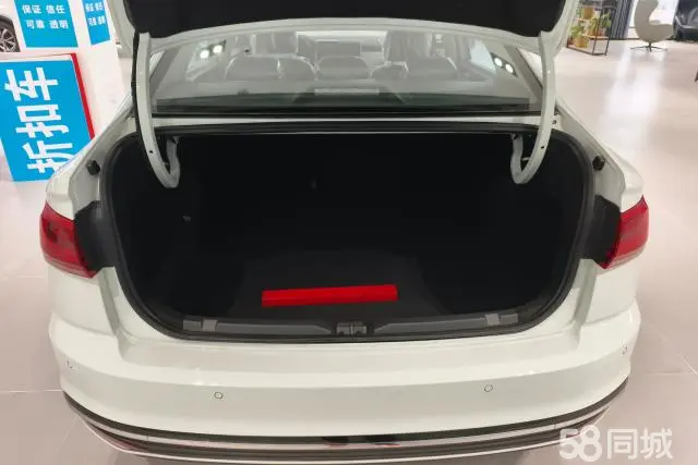 Volkswagen Bora 2025 car image #4
