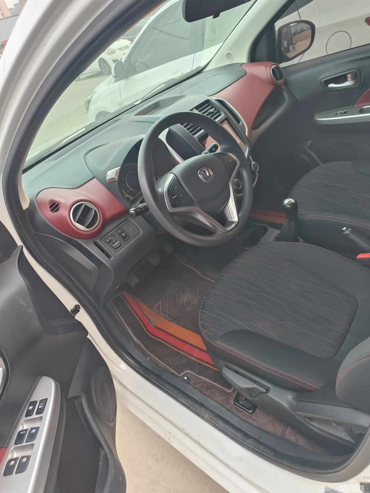 Changan BenBen 2018 car image #4