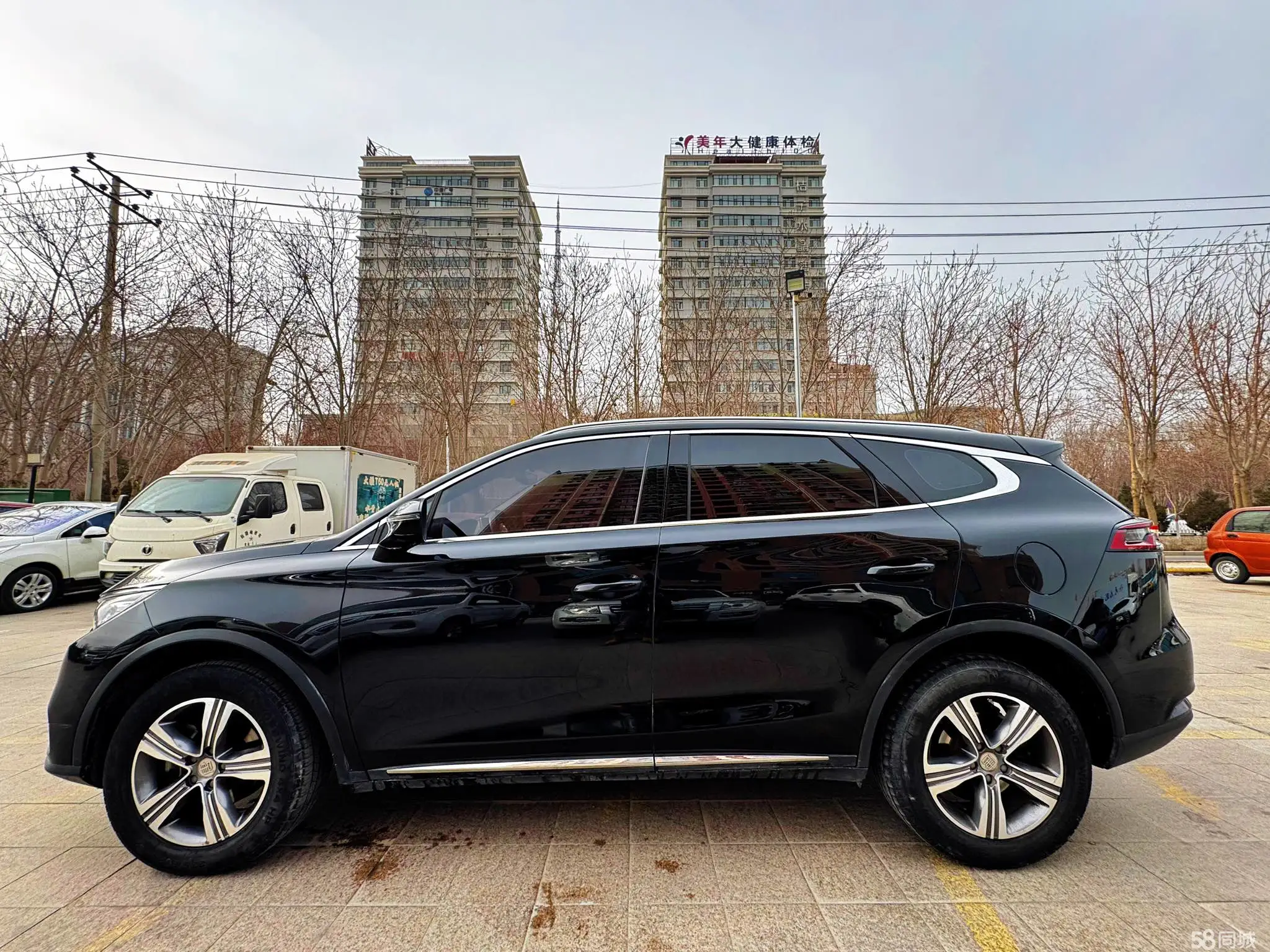 BYD Tang 2020 #4 BYD Tang 2020 car image #4