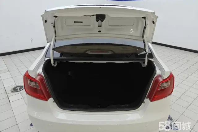 Changan Alsvin V3 2018 car image #4