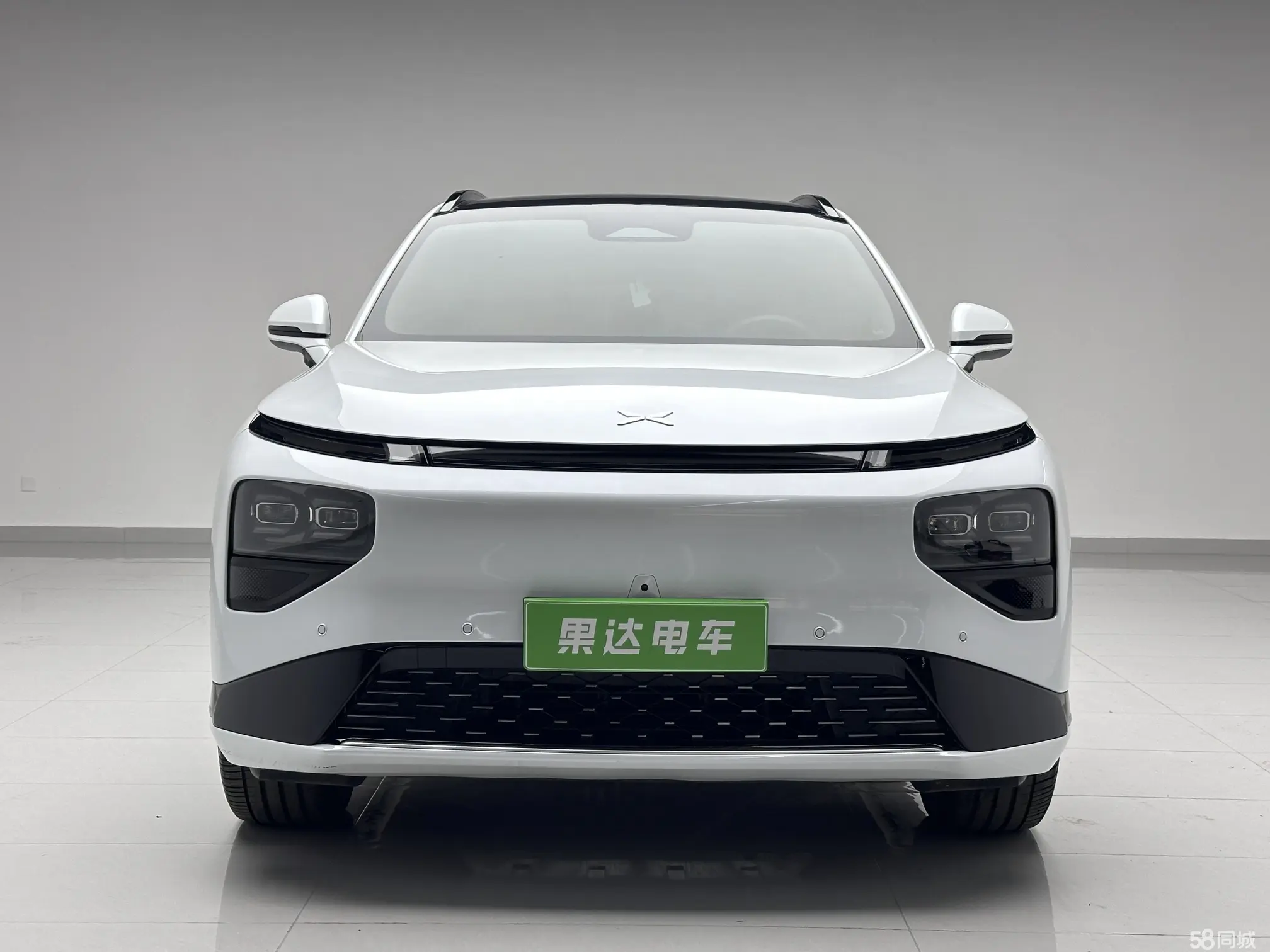 Xpeng G9 2025 #4 Xpeng G9 2025 car image #4