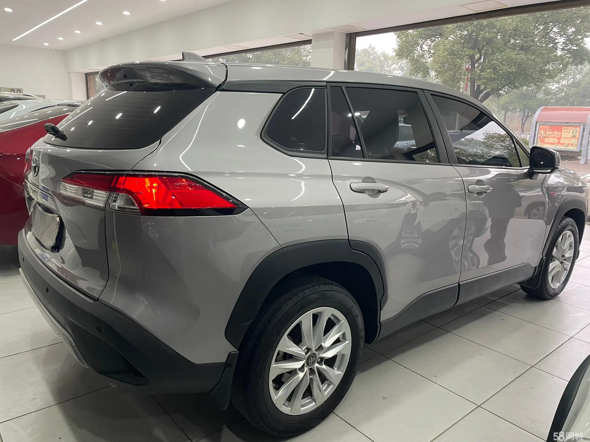 Toyota Corolla Cross 2022 #4 Toyota Corolla Cross 2022 car image #4