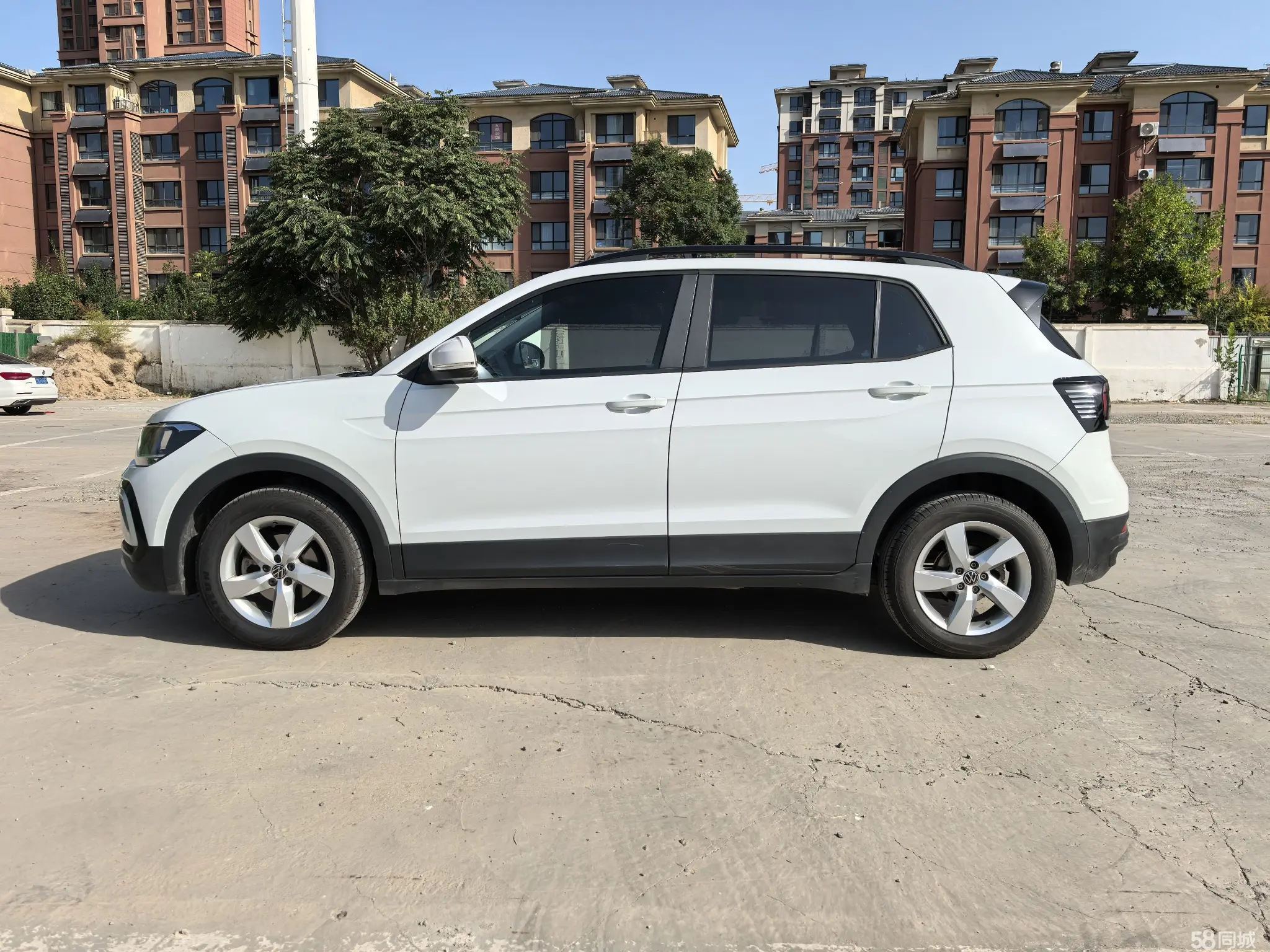 Volkswagen T-Cross 2023 #4 Volkswagen T-Cross 2023 car image #4