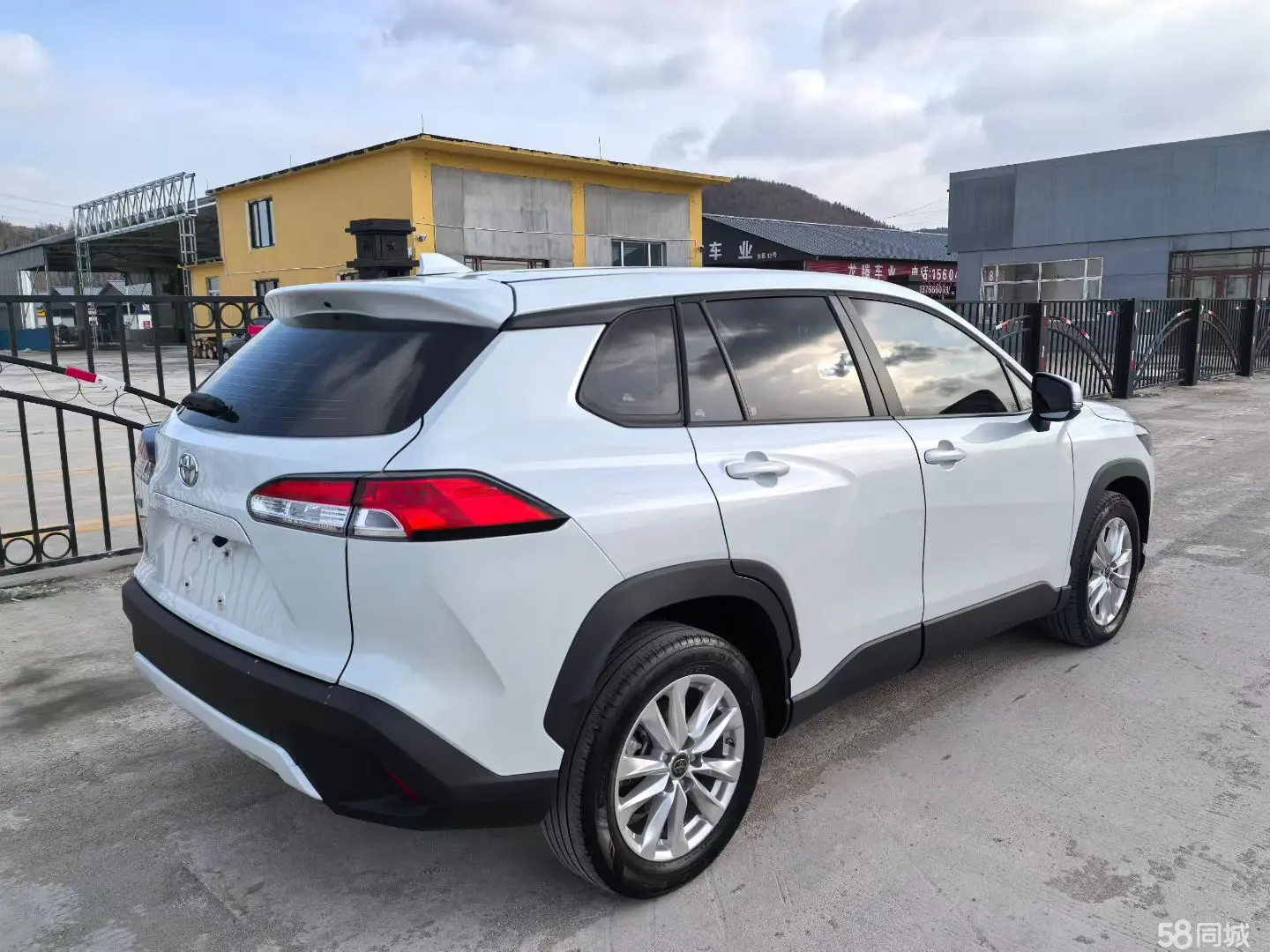 Toyota Corolla Cross 2023 car image #4