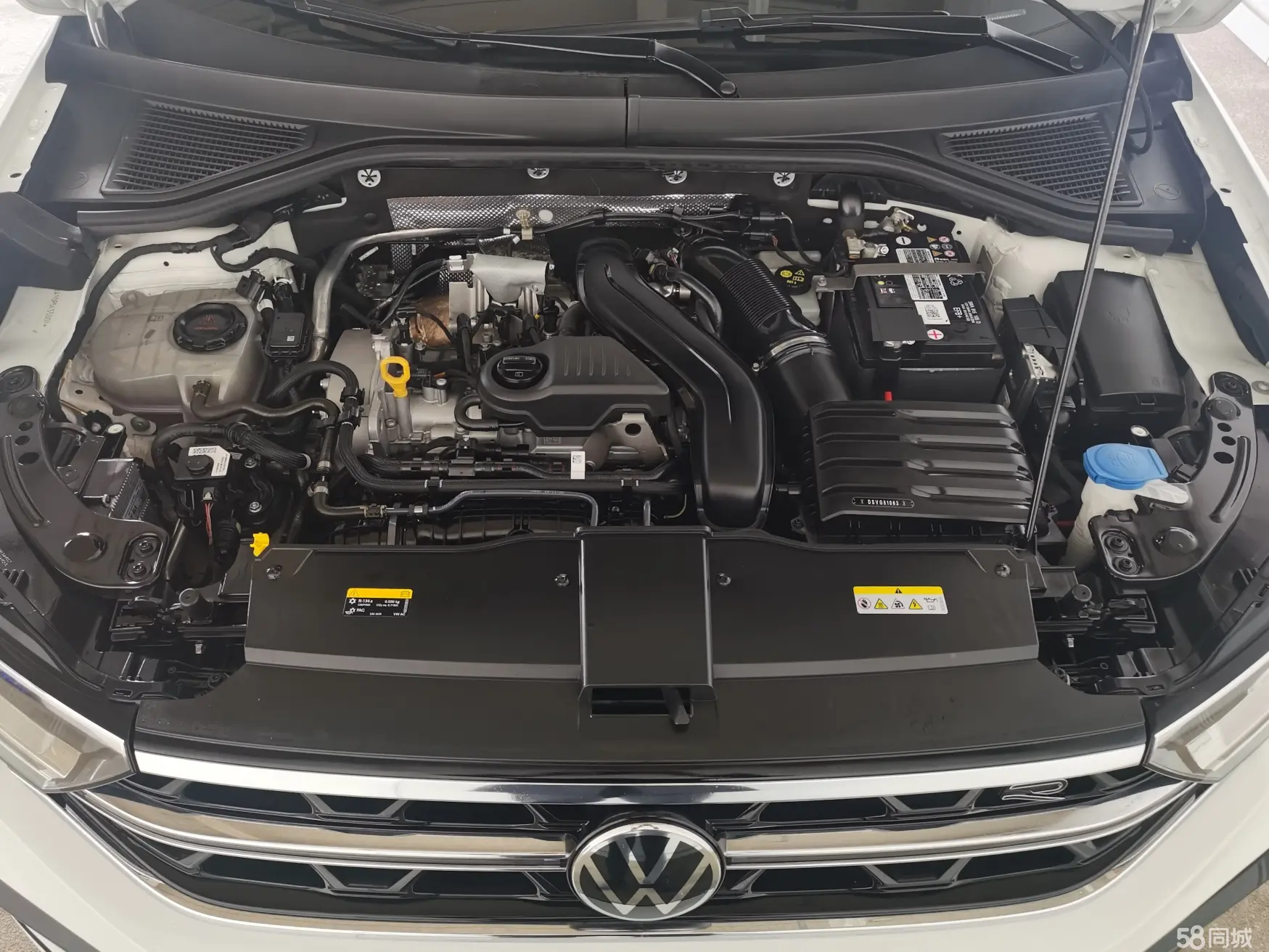 Volkswagen T-Roc 2023 #4 Volkswagen T-Roc 2023 car image #4