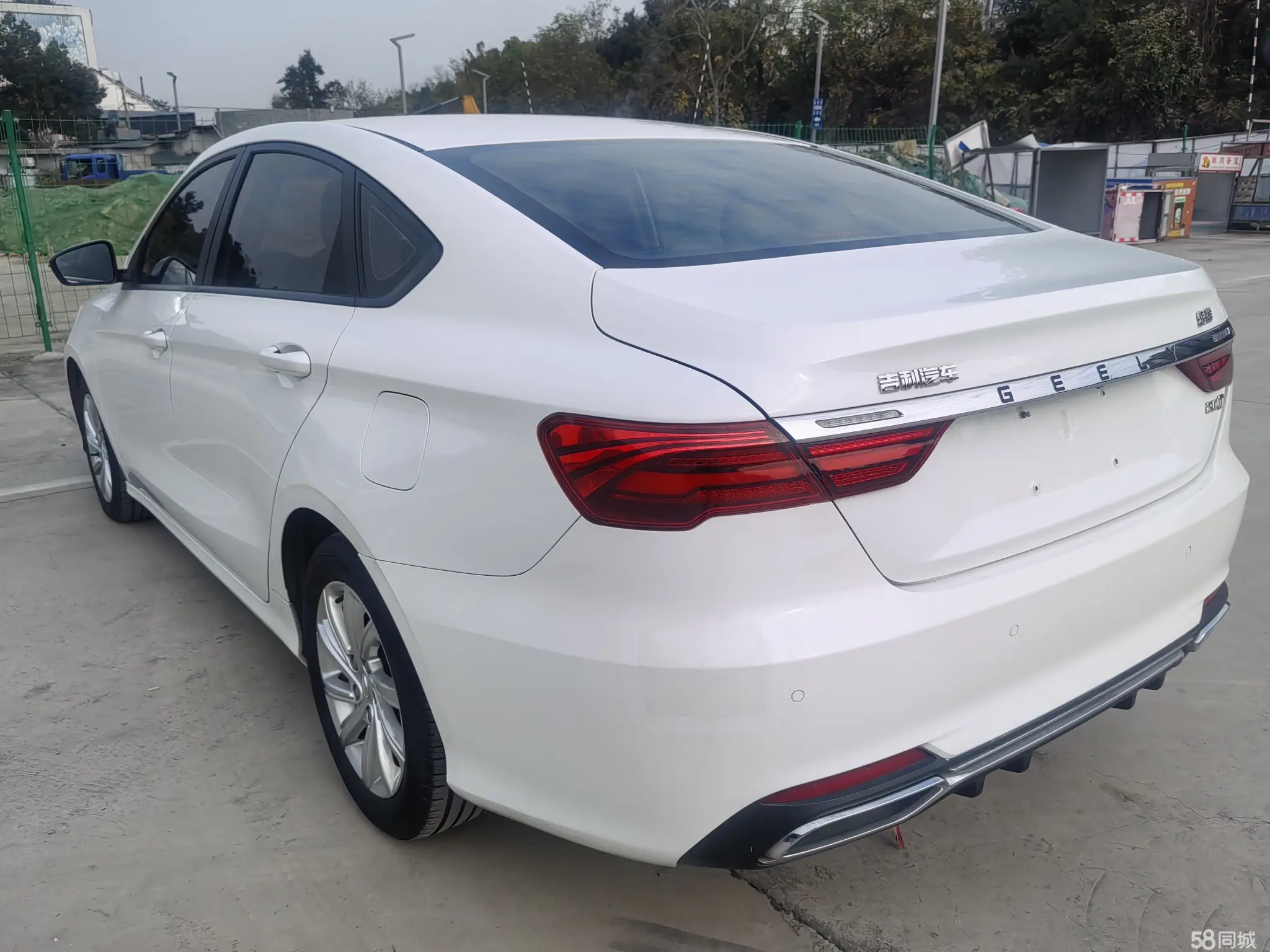 GEELY Binray 2020 immagine di auto #4