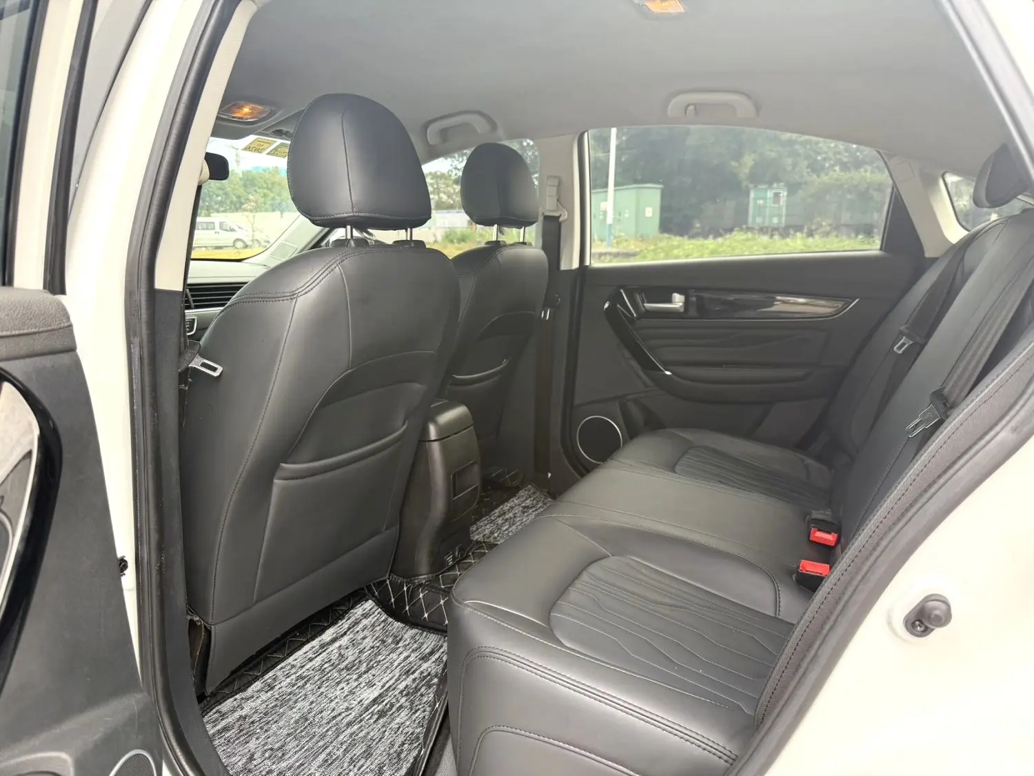 Forthing S50 EV 2021 изображение автомобиля #4