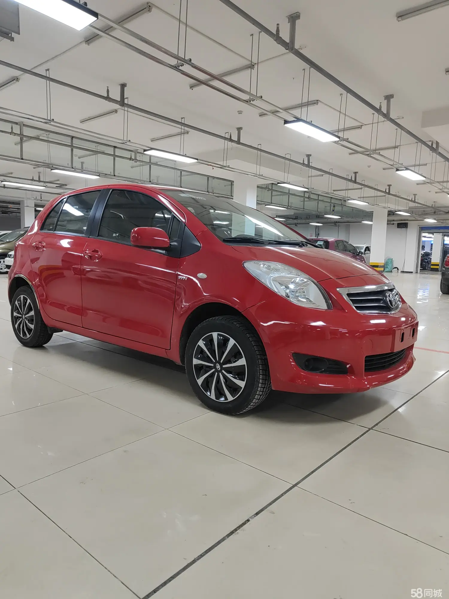 Toyota Yaris 2011 car image #4