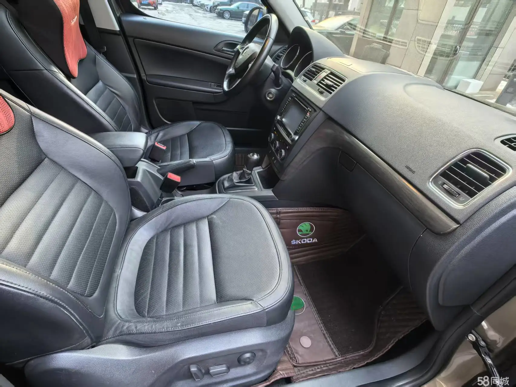 Skoda Yeti 2015 car image #4