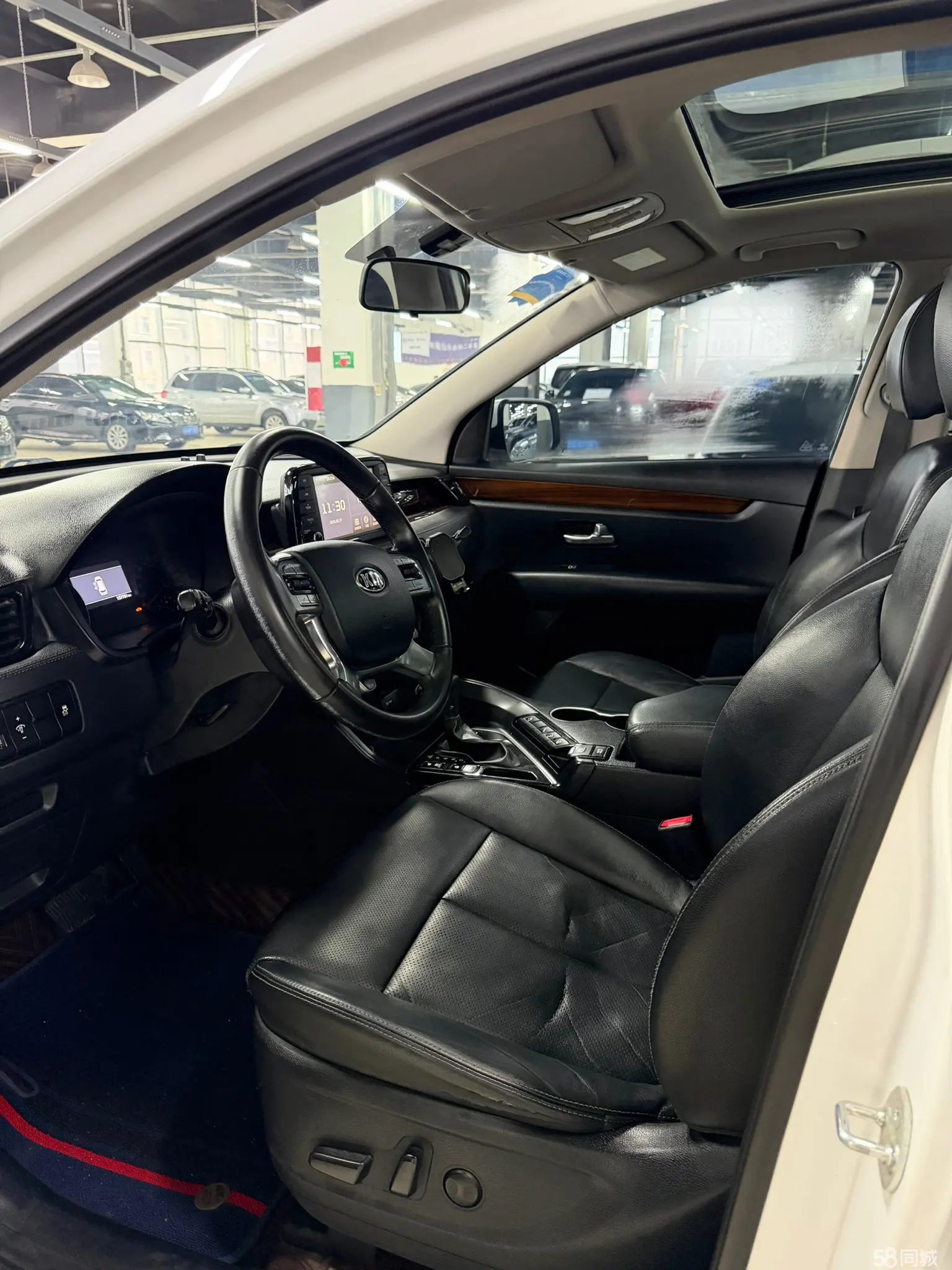 Kia Sorento 2018 immagine di auto #4