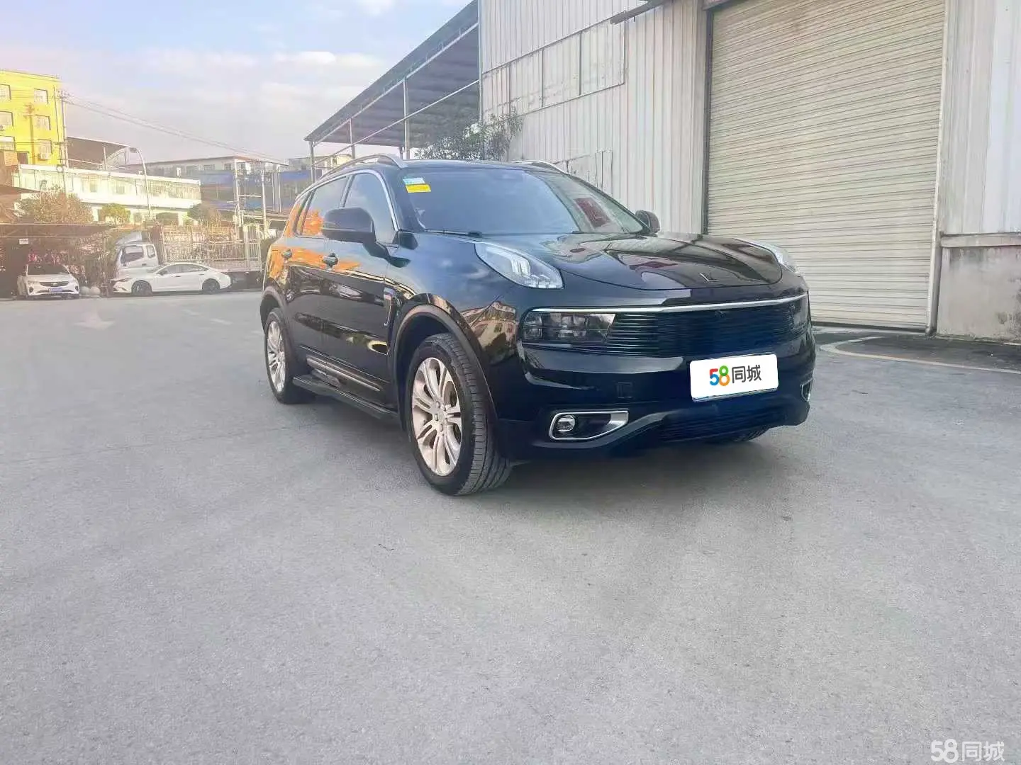 Lynk & Co 01 2019 #4 Lynk & Co 01 2019 car image #4