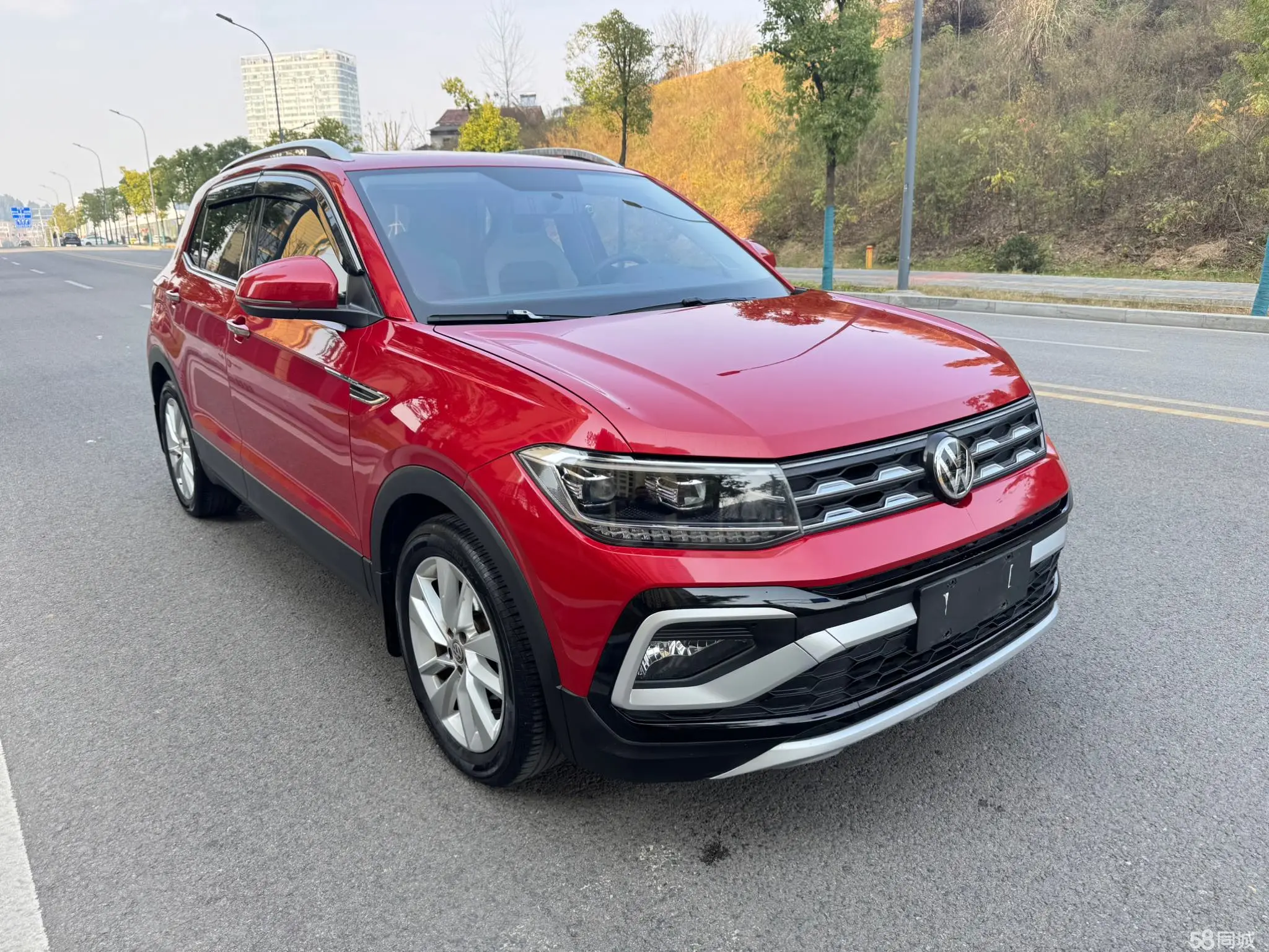 Volkswagen T-Cross 2019 #4 Volkswagen T-Cross 2019 car image #4