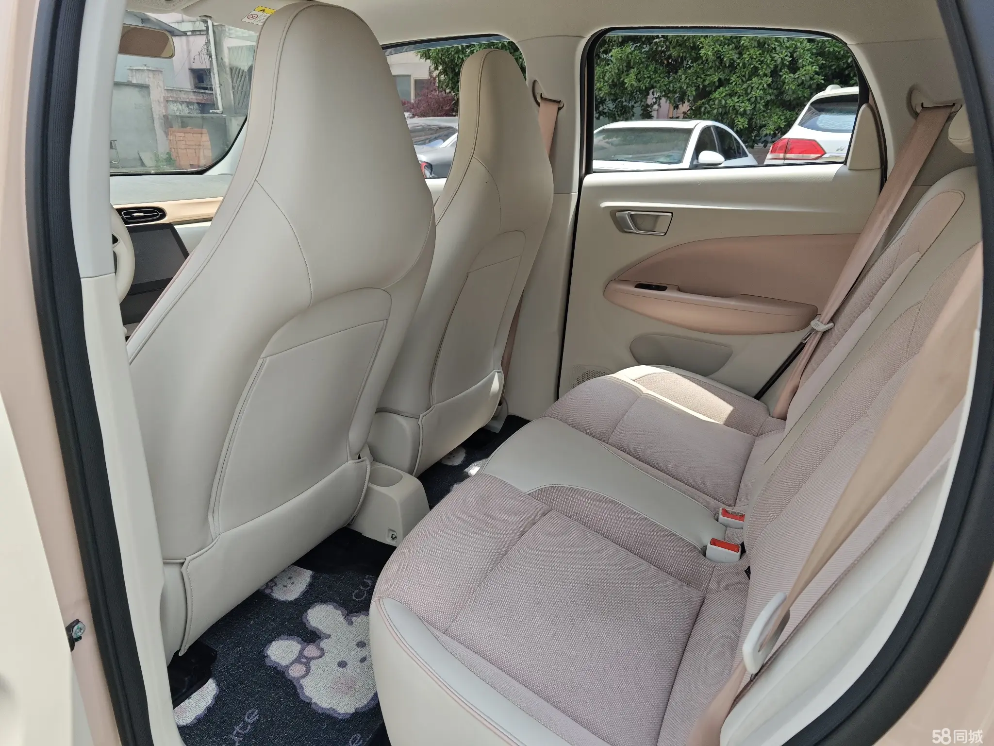 零跑汽车 零跑T03 2024 汽车图片 #4