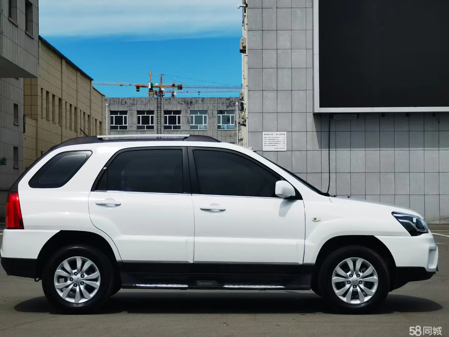 起亚 狮跑 2016 汽车图片 #4