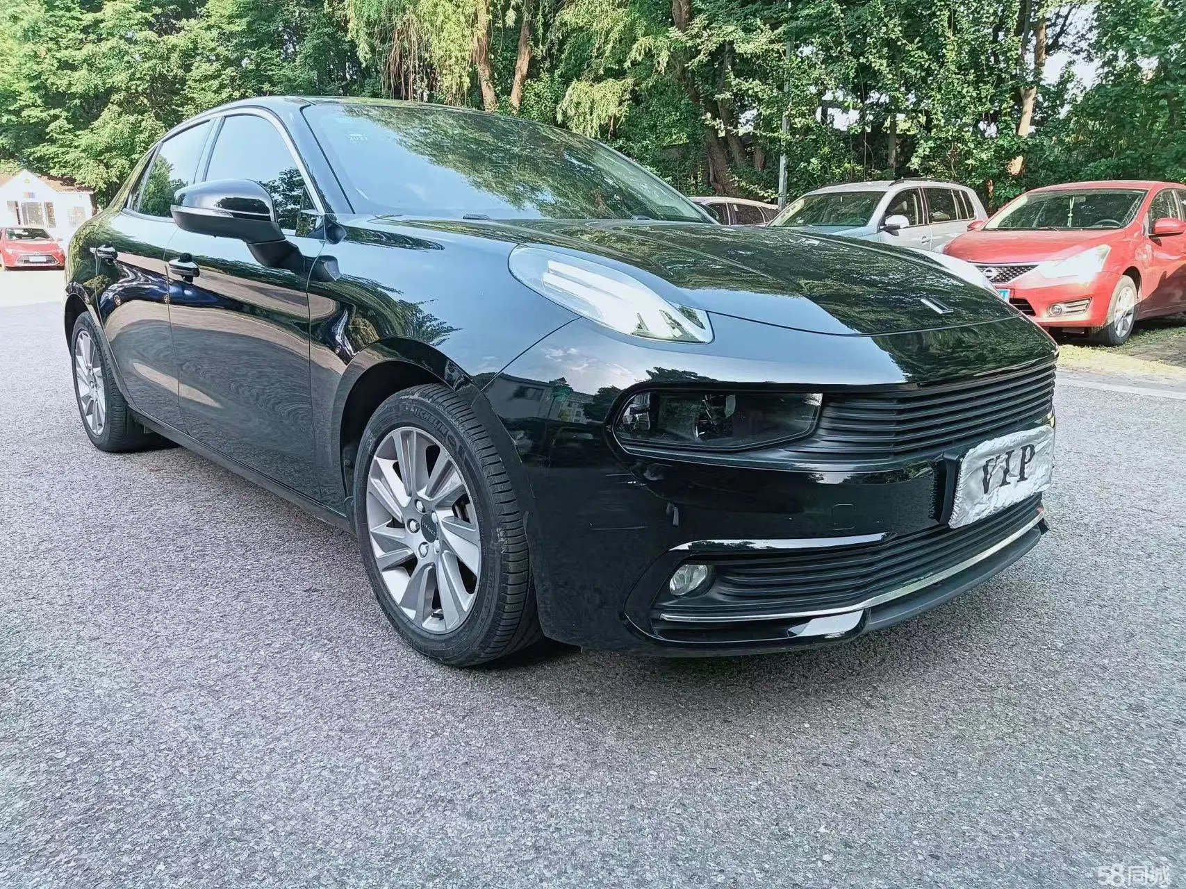 Lynk & Co 03 2019 #4 Lynk & Co 03 2019 car image #4