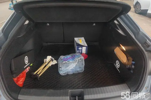 Volkswagen Lamando 2023 car image #4