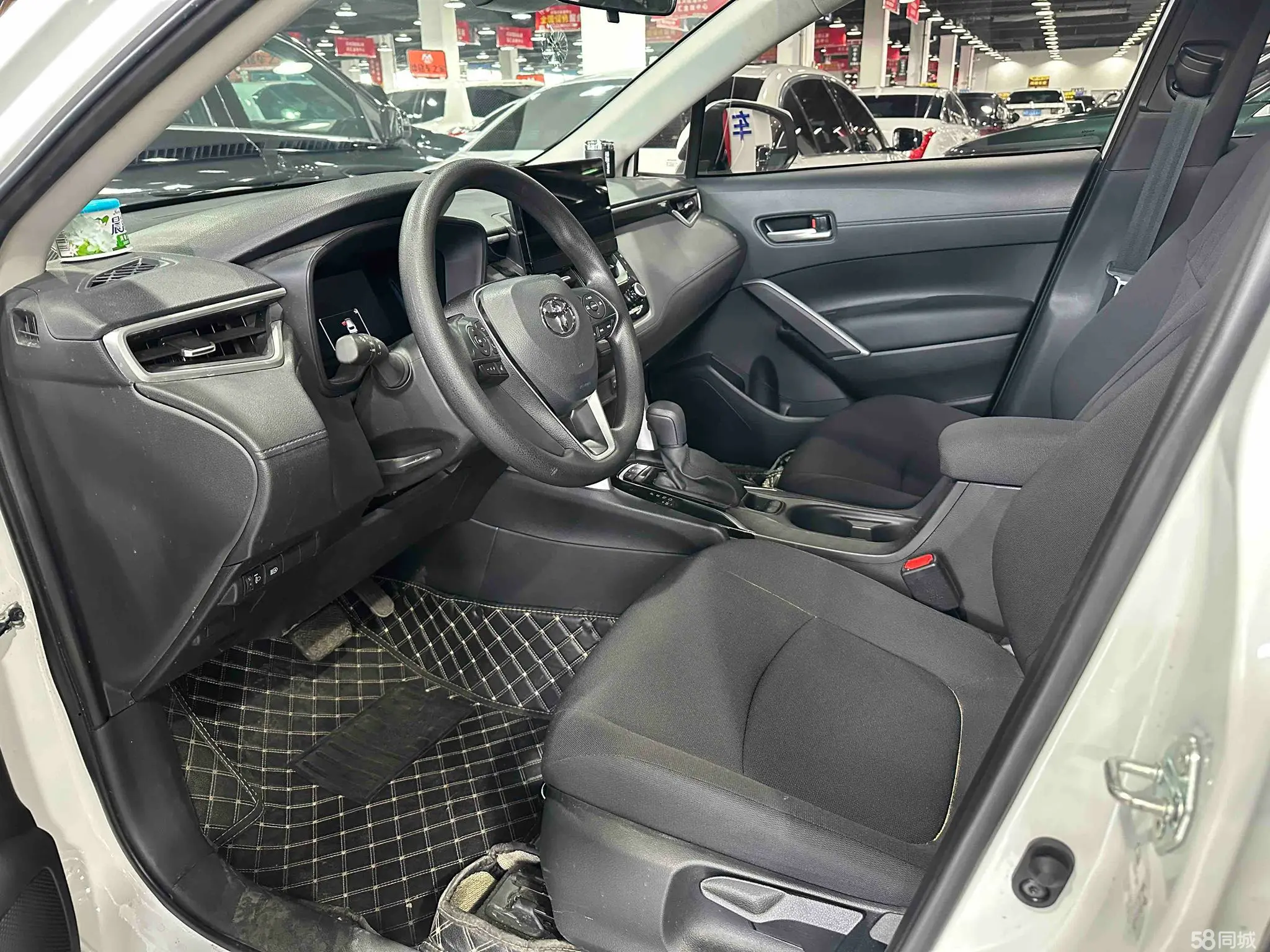 Toyota Corolla Cross 2023 car image #4