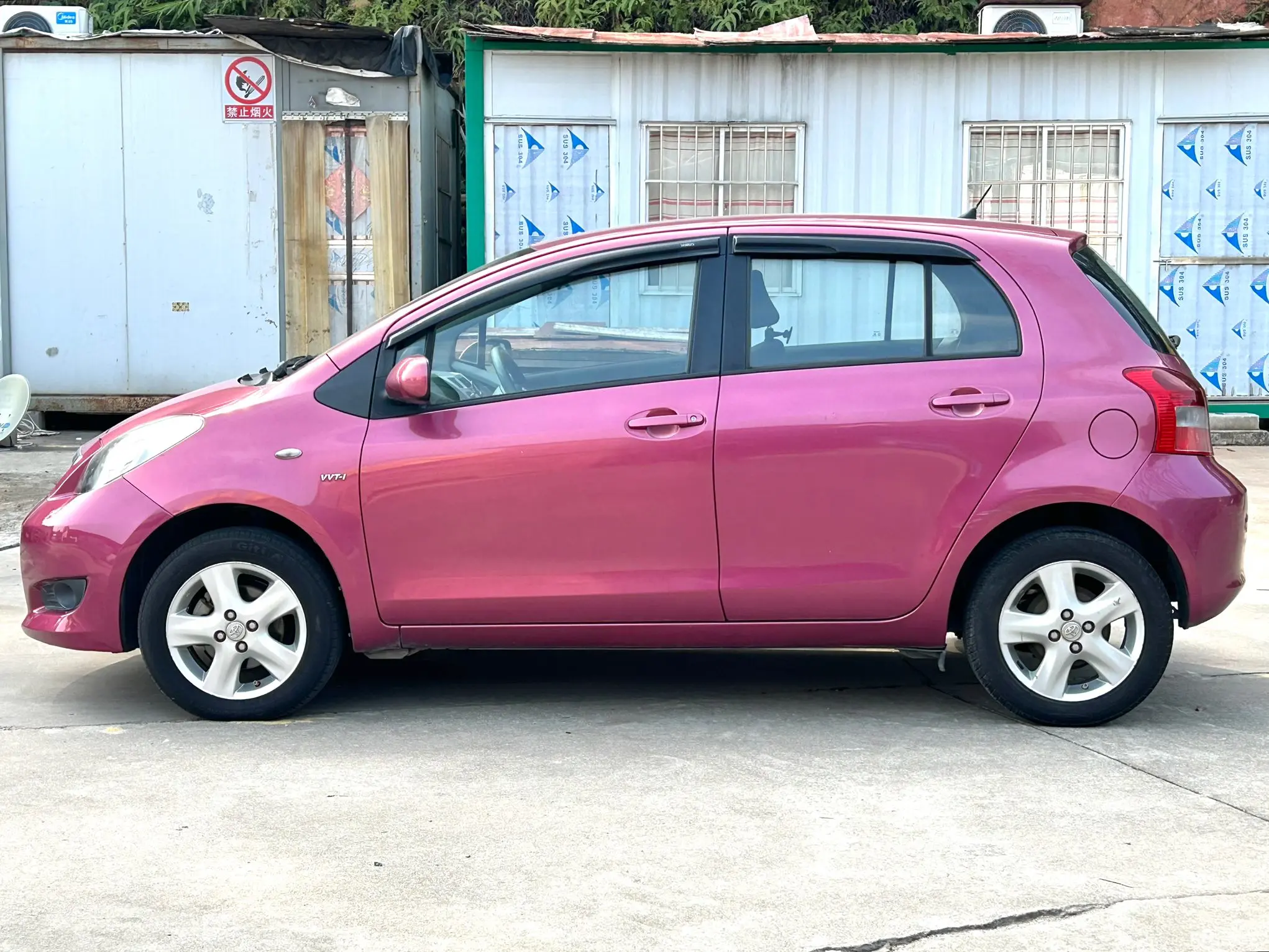 Toyota Yaris 2012 изображение автомобиля #4