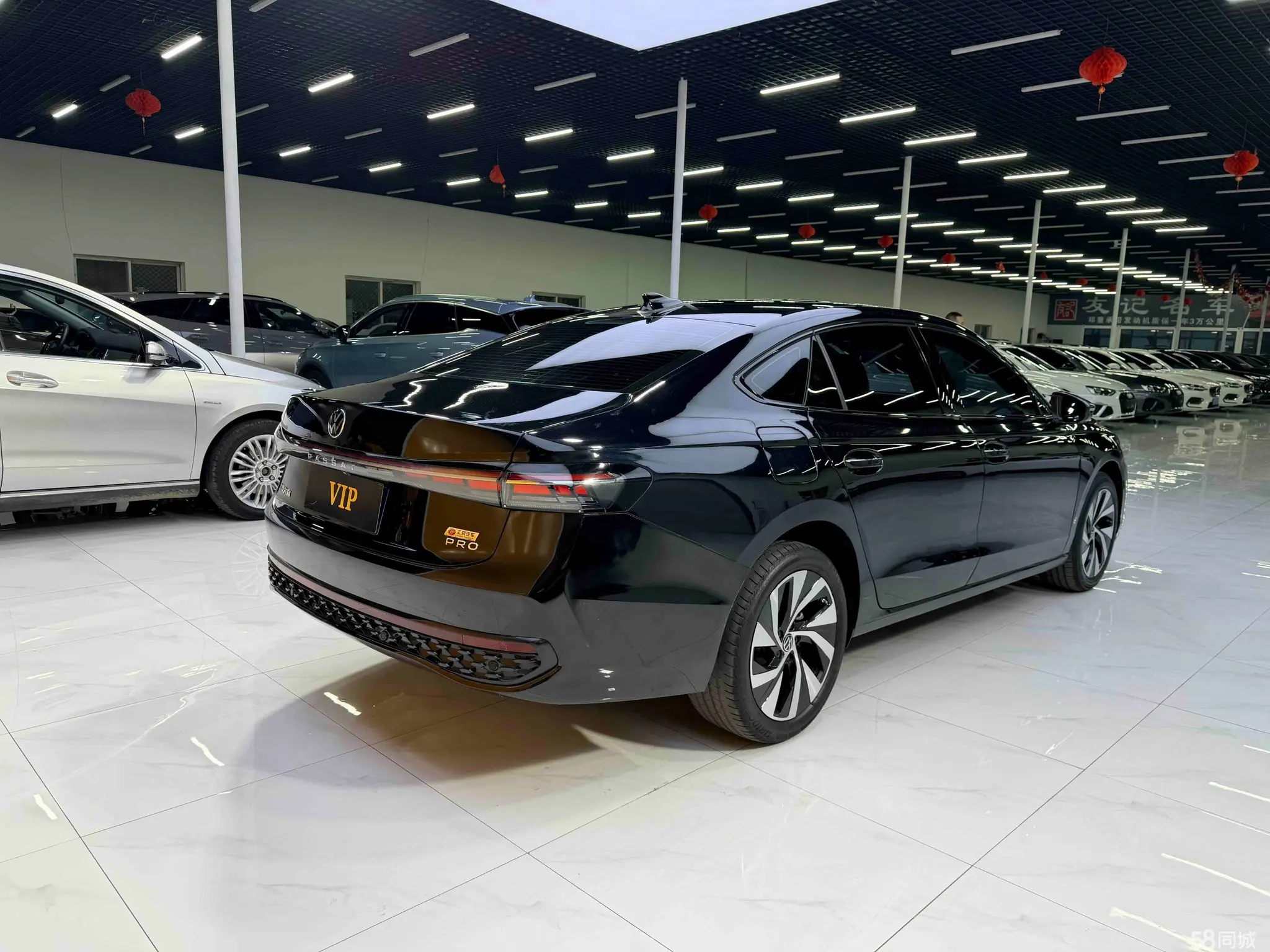 Volkswagen Passat 2025 car image #4