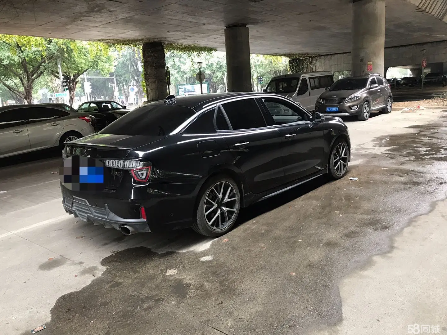 Lynk & Co 03 2018 car image #4