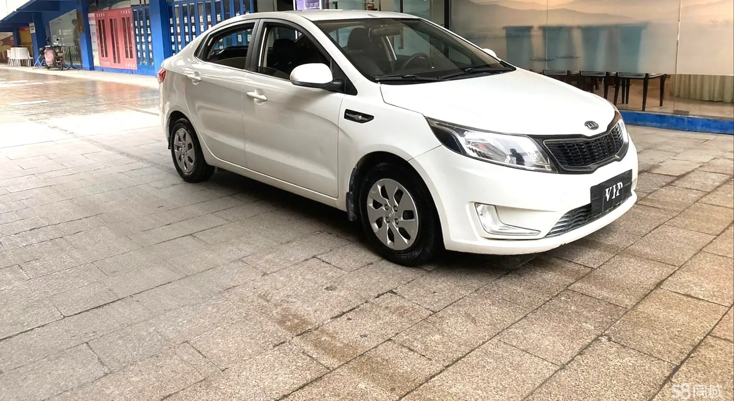 Kia K2 2011 imagen de coche #4