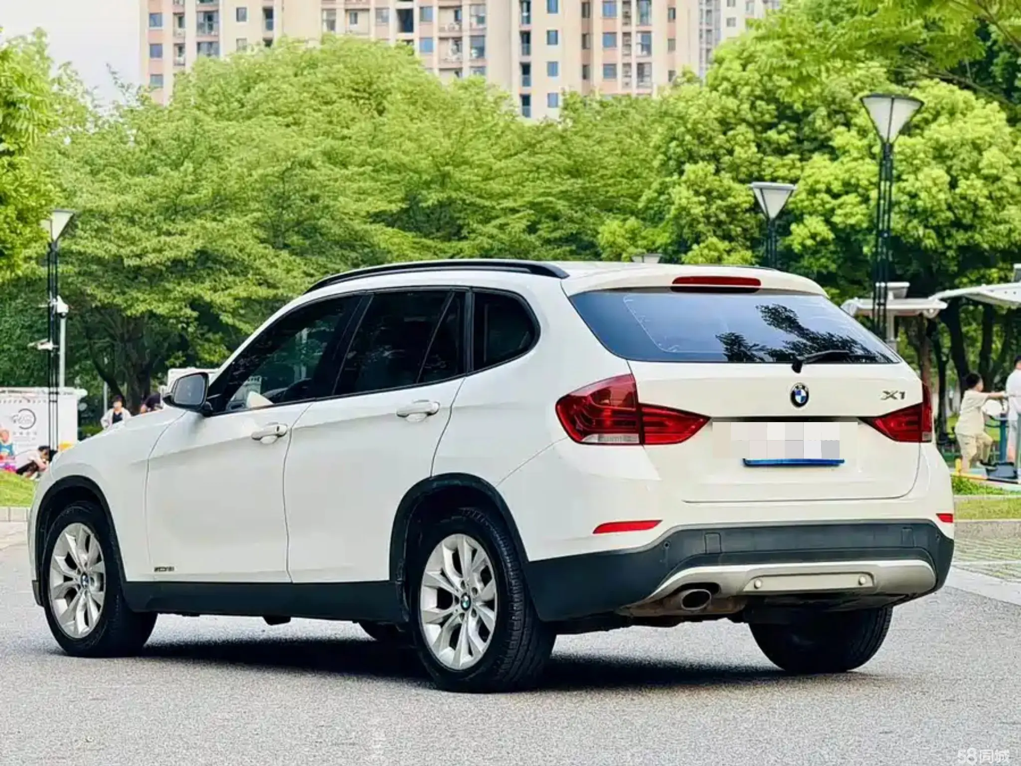 BMW X1 2013 #4 BMW X1 2013 car image #4