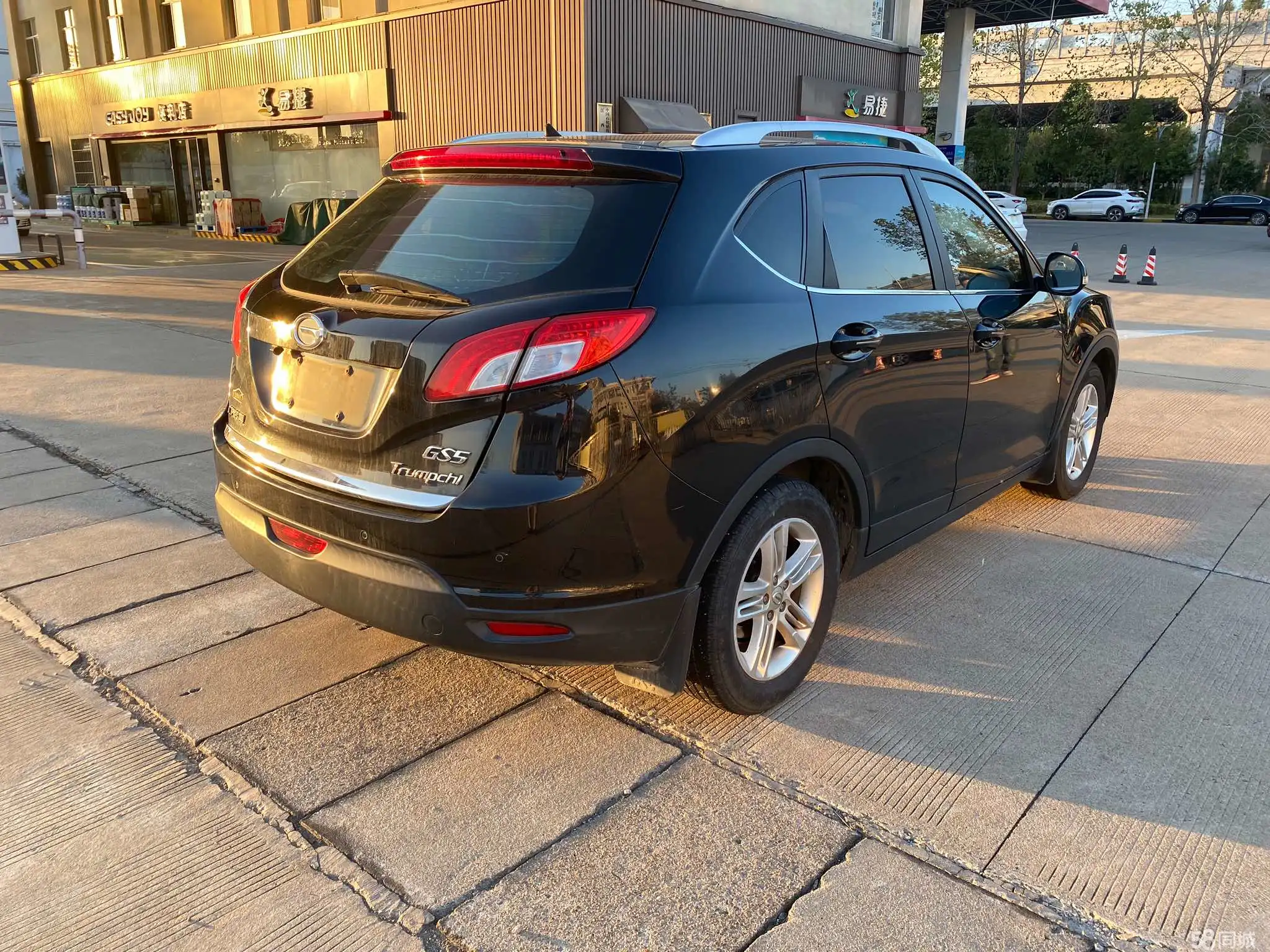 GAC Trumpchi GS5 2013 car image #4
