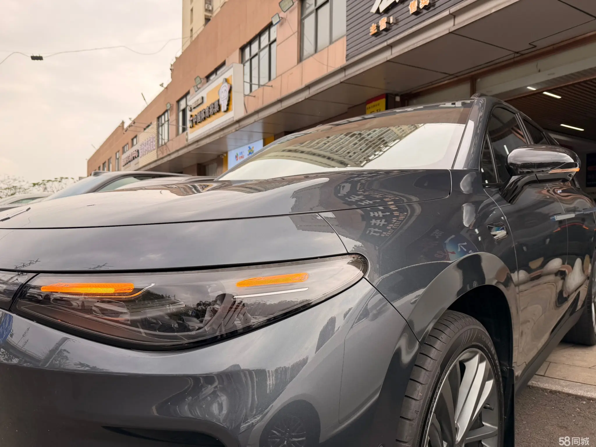 零跑汽车 零跑C16 2025 汽车图片 #4