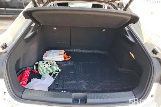 Volkswagen Lamando 2025 car image #4