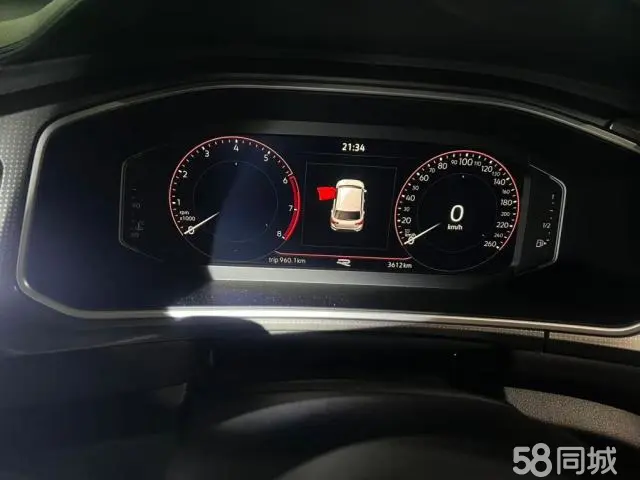 Volkswagen T-Roc 2024 immagine di auto #4