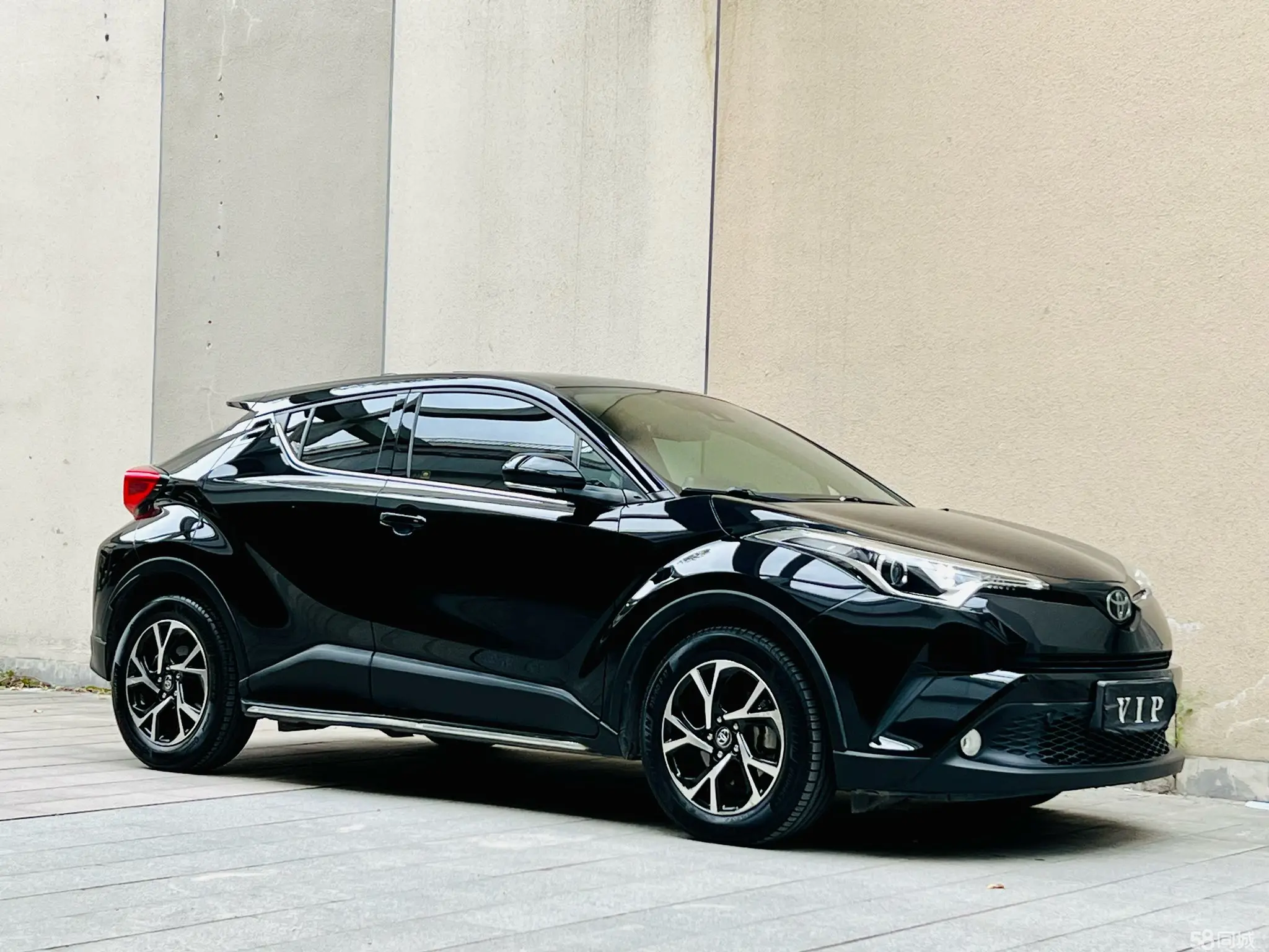 Toyota C-HR 2020 immagine di auto #4