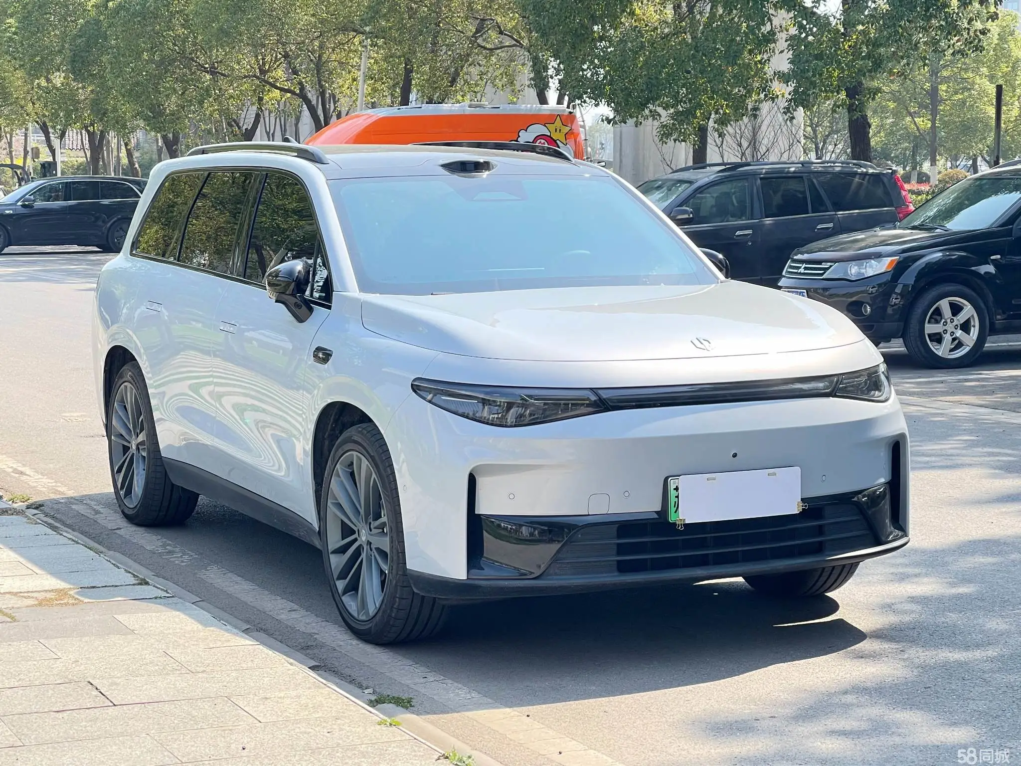 零跑汽车 零跑C16 2025 汽车图片 #4