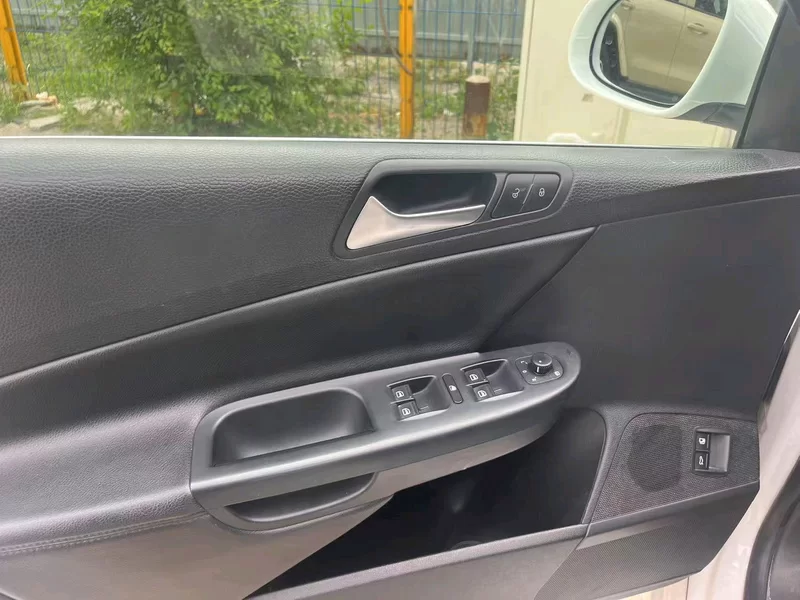 大众 Passat 2011 汽车图片 #4