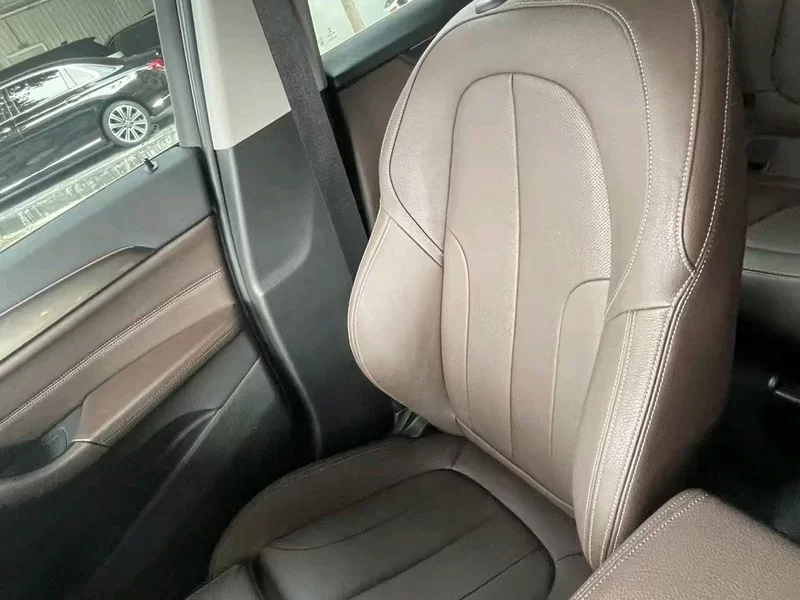 BMW X1 M35Li 2019 car image #4