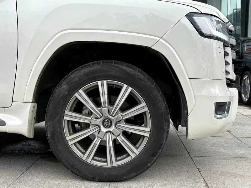 丰田 兰德酷路泽 2017 汽车图片 #4