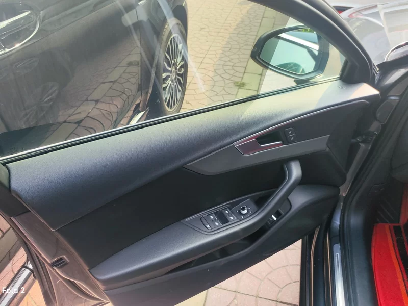 Audi A4 2020 immagine di auto #4