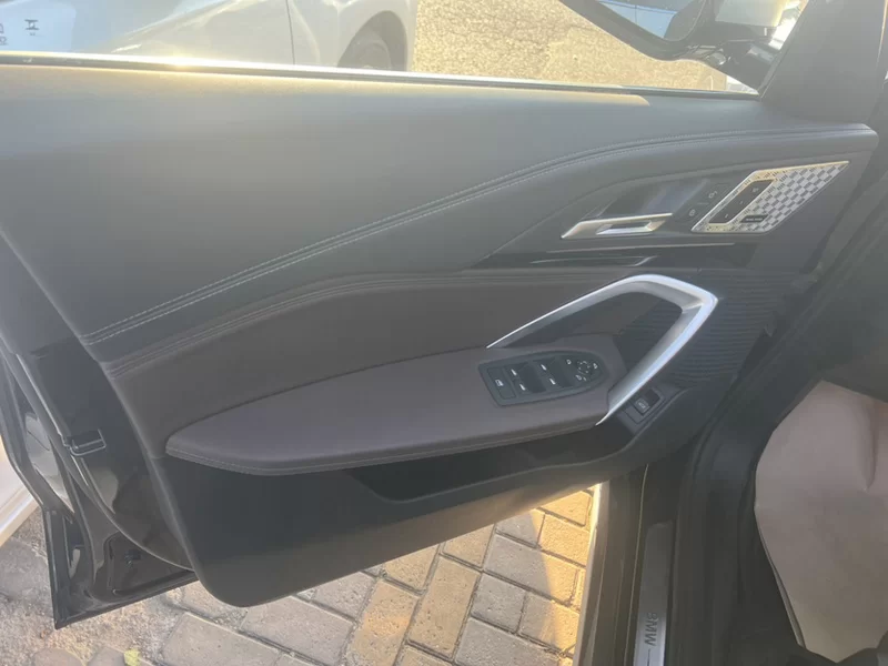 BMW X1 M35Li 2024 car image #4