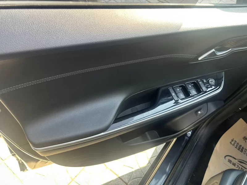 Hyundai Custo 2023 car image #4