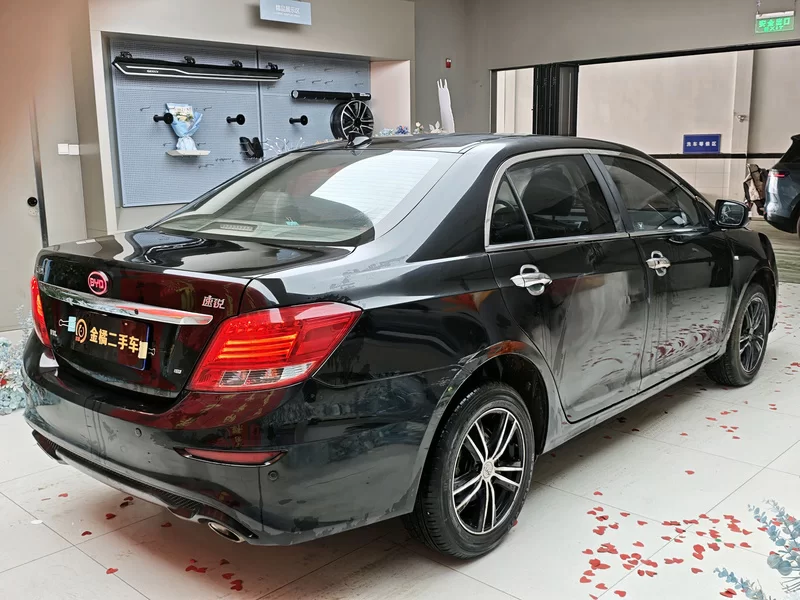 BYD SuRui 2015 car image #4