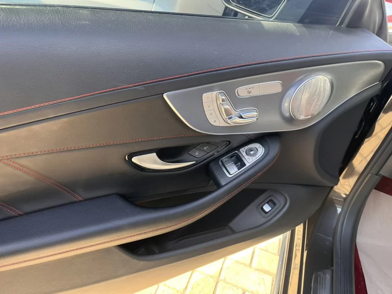 Mercedes-Benz C Class (Imported) 2022 #4 Mercedes-Benz C Class (Imported) 2022 car image #4