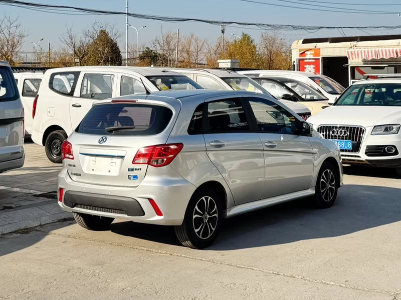 Jetour 2017 car image #4
