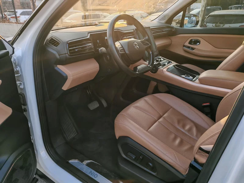 NIO ES8 2018 car image #4